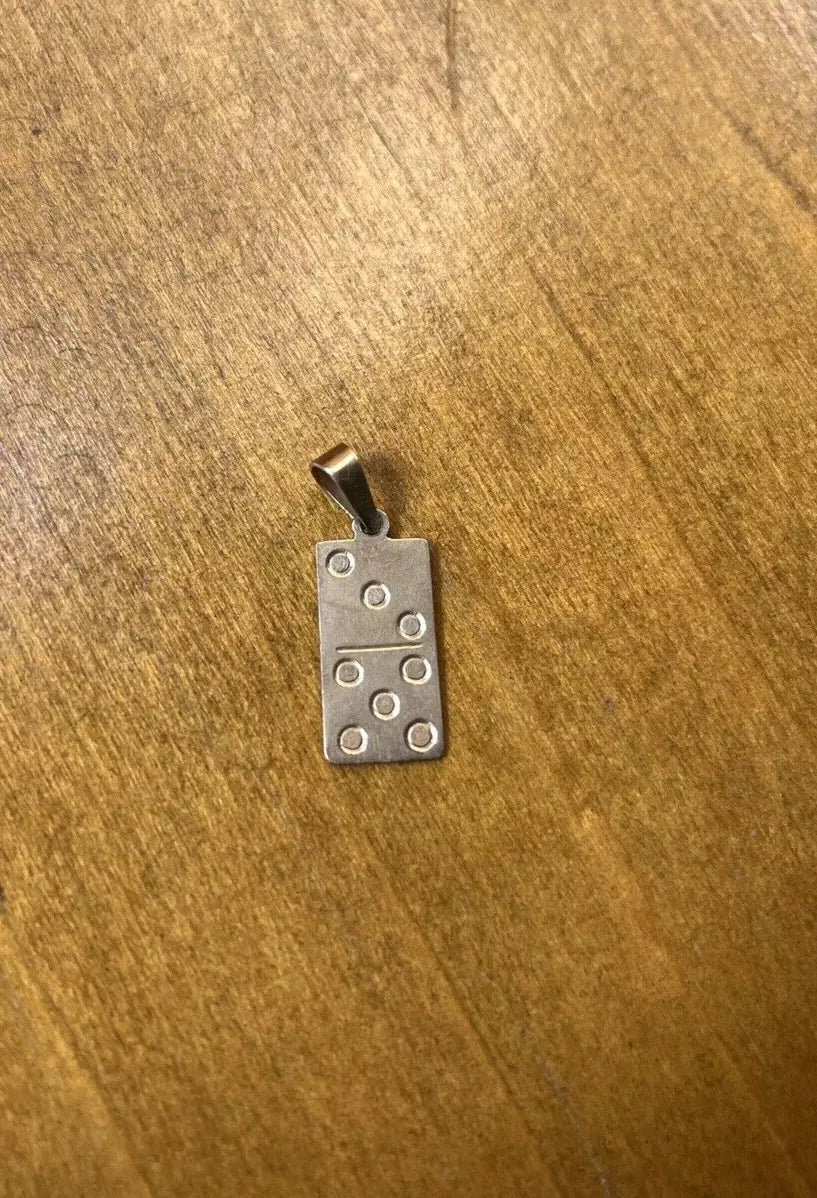 Domino Charm